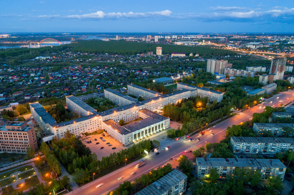 У Новосибирской областной клинической больницы юбилей У Новосибирской областной клинической больницы юбилей
